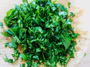 chanpignons-pfanne-knoblauch-balsamico-essig-petersilie